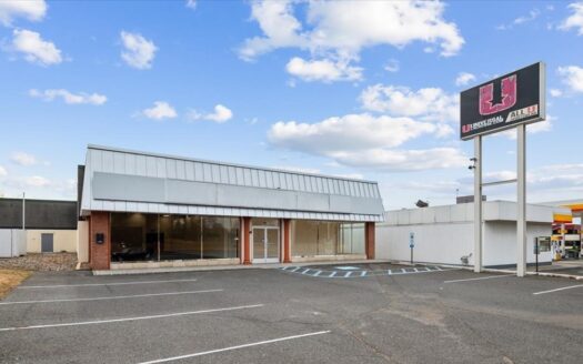 Former All U Sportswear (Vacant Building)